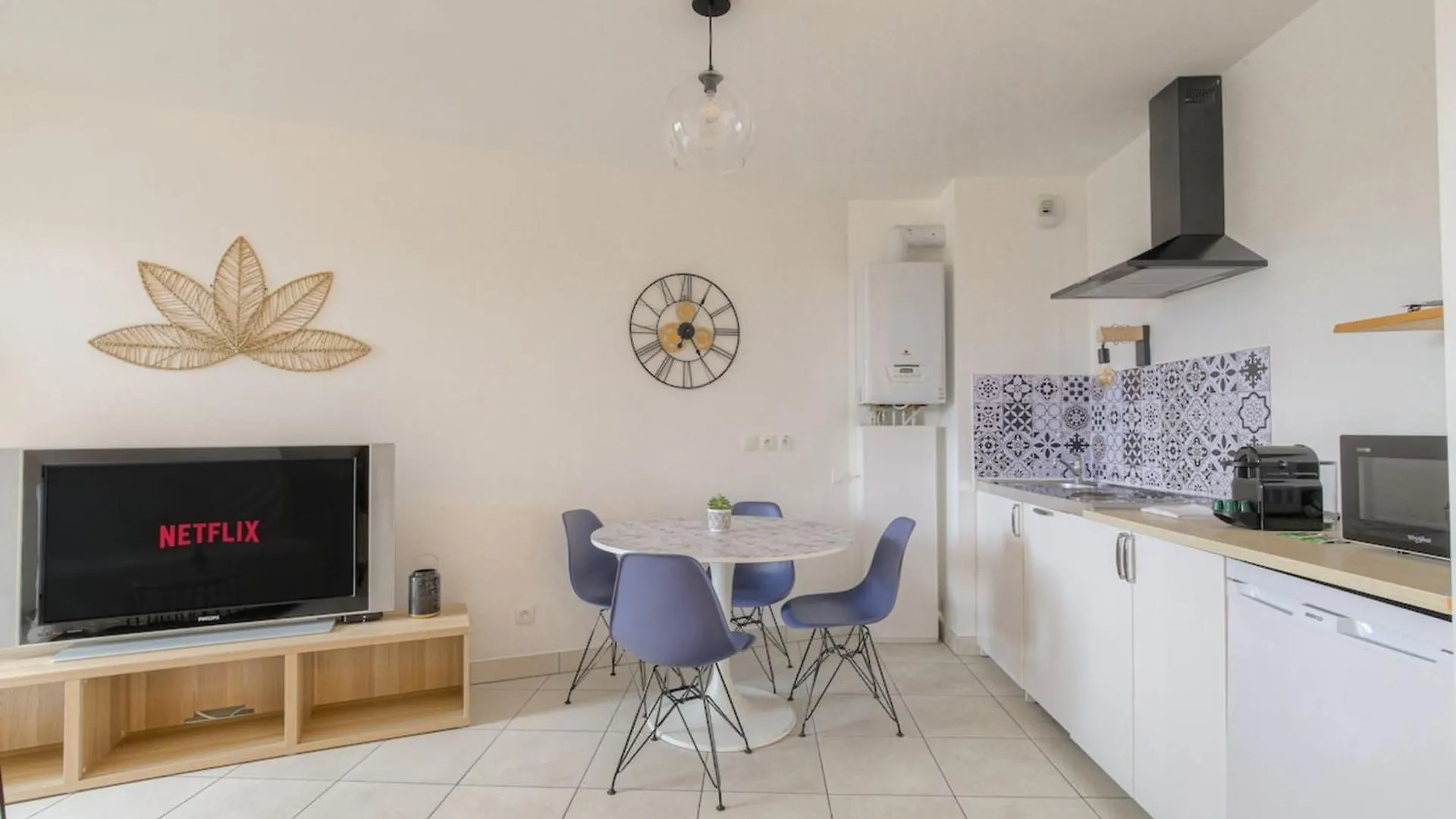 Cosy Et Calme Avec Parking Apartment Villeurbanne France
