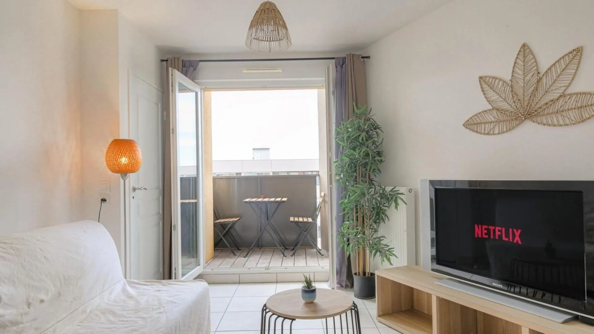 Cosy Et Calme Avec Parking Apartment Villeurbanne France