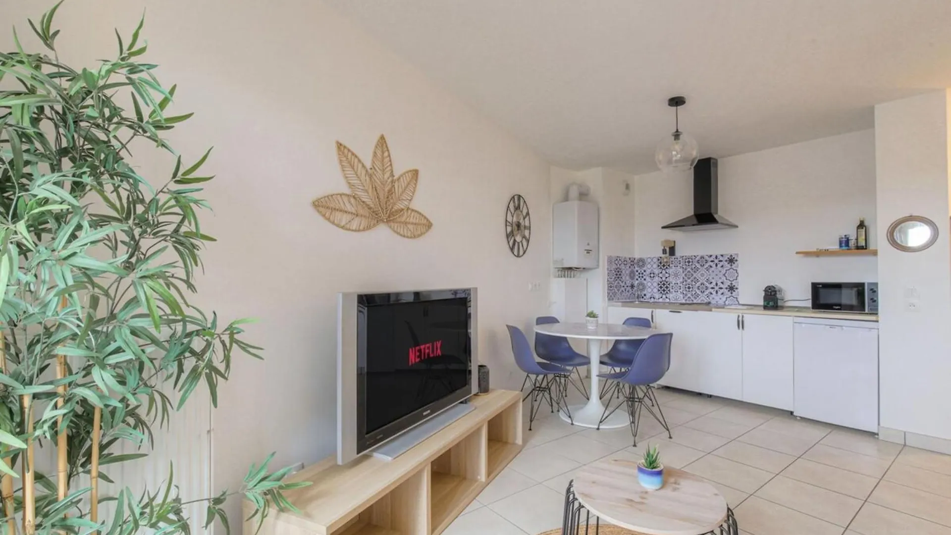 Cosy Et Calme Avec Parking Apartment Villeurbanne